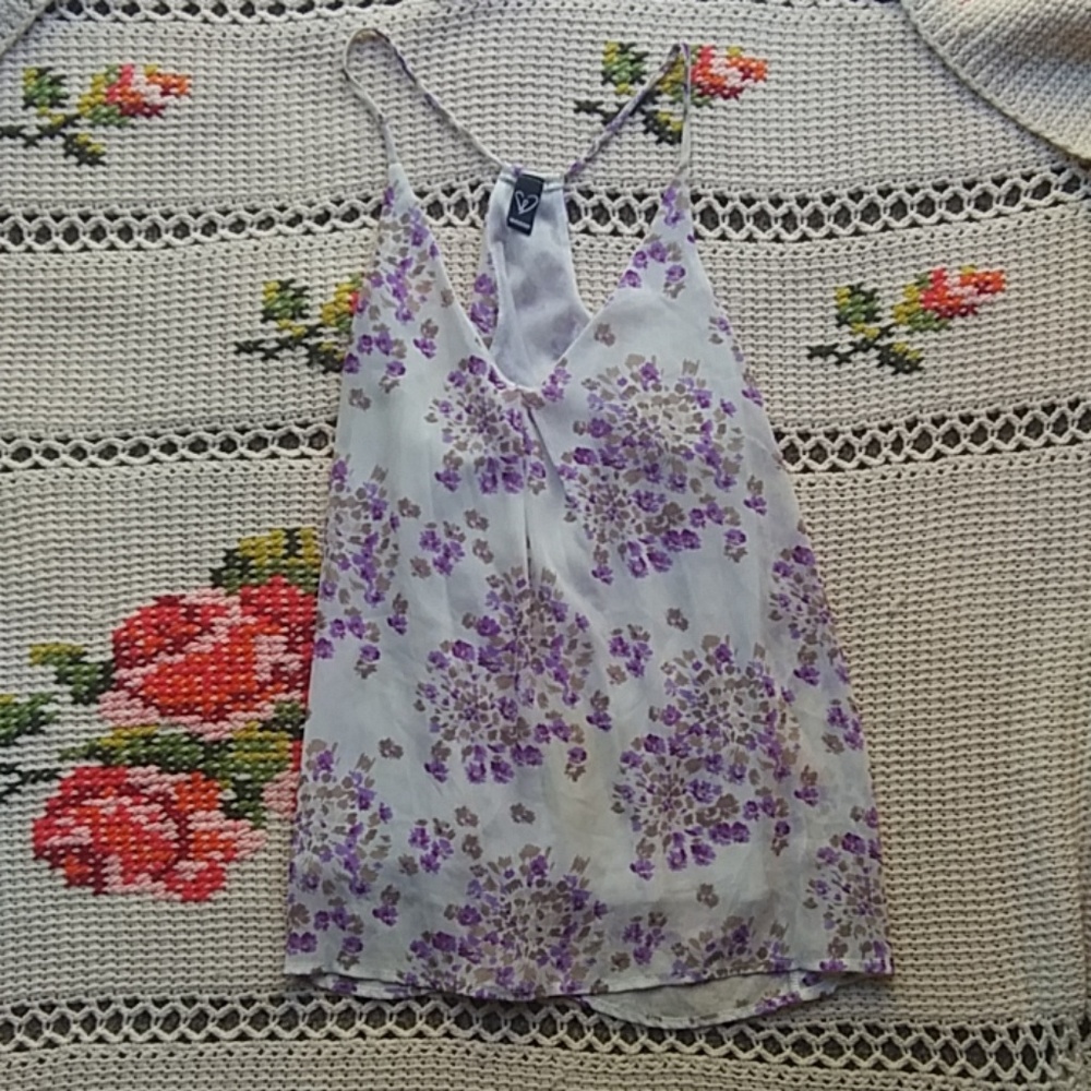 💜Windsor flowy tank💜